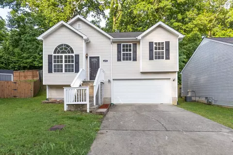 694 Belgium Dr, Hermitage, TN 37076