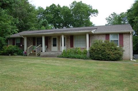 102 Jennings Dr, Hendersonville, TN 37075