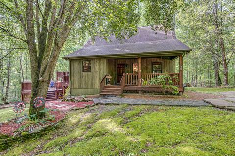 1085 Bald Eagle Dr, Kingston Springs, TN 37082