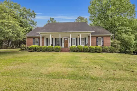 2810 Fox Ridge Rd, Ooltewah, TN 37363