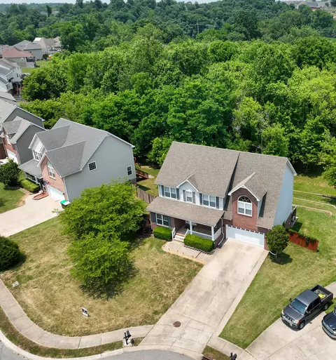 656 Winding Bluff Way, Clarksville, TN 37040