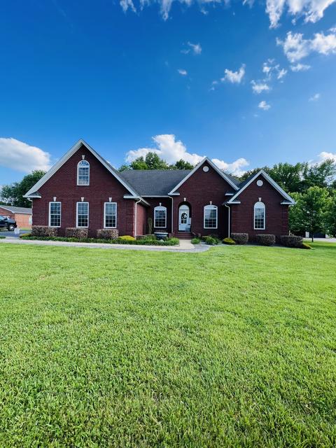287 Arlis Gene Cir, Lafayette, TN 37083