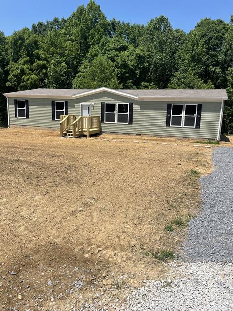 8394 Hoskins Hollow Rd, Westmoreland, TN 37186