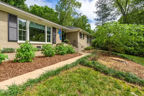6612 Jocelyn Hollow Rd, Nashville, TN 37205