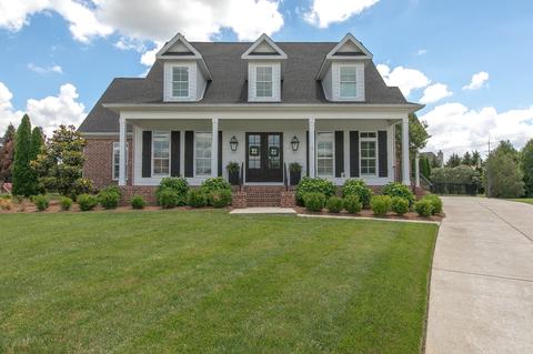 1011 Maplewood Ct, Murfreesboro, TN 37129