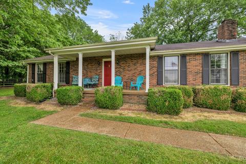 6223 Mcdaniel Rd, College Grove, TN 37046