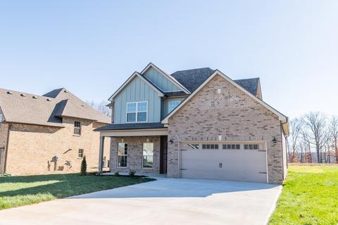 1482 English Oak Dr, Clarksville, TN 37043