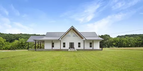 1782 Snake Creek Rd, Belfast, TN 37019