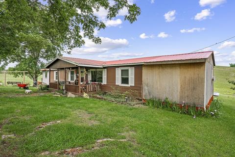 5105 Blue Springs Rd, Sparta, TN 38583