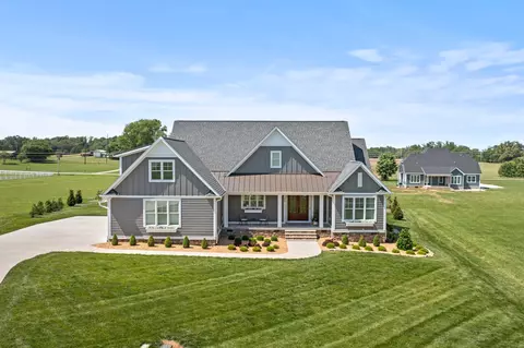 90 Cascade Dr, Winchester, TN 37398