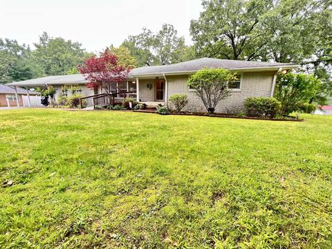 107 Hilltop Rd, Dickson, TN 37055 photo 2