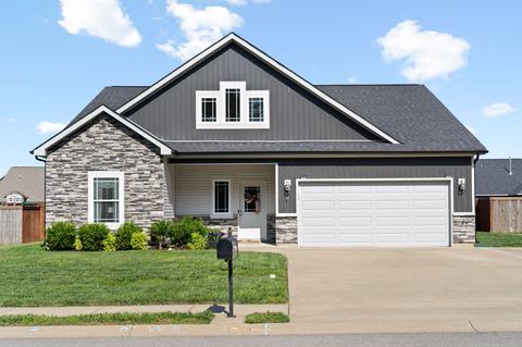 1031 Michaela Cir, Clarksville, TN 37043