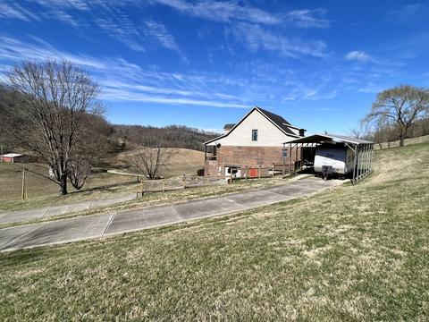122 Granville Hwy, Chestnut Mound, TN 38552