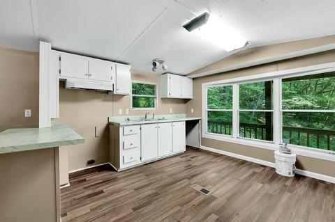 660 Rogues Fork Rd, Bethpage, TN 37022 photo 17