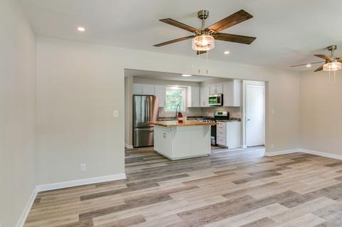 192 Kirby Dr, Clarksville, TN 37042
