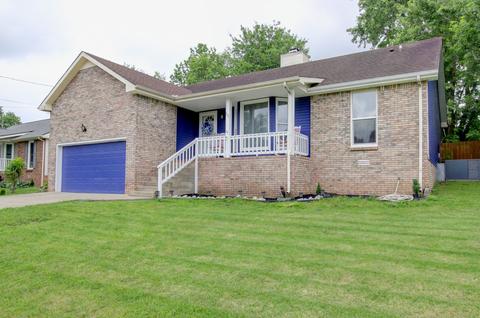 306 Brook Mead Dr, Clarksville, TN 37042