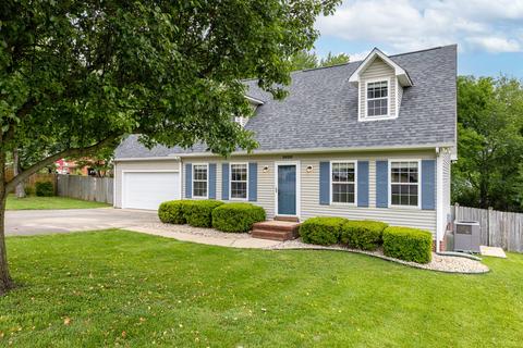 3020 Windsor Dr, Columbia, TN 38401