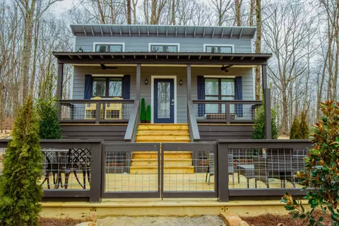 144 Waters Edge Way, Tracy City, TN 37387