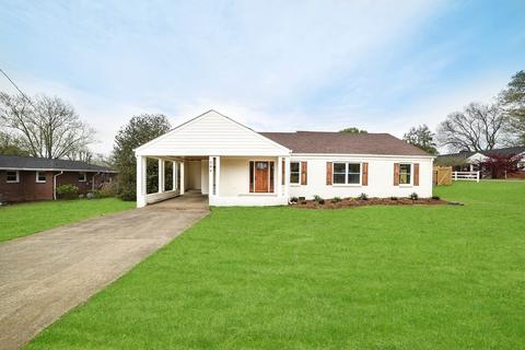 204 16th St, Old Hickory, TN 37138