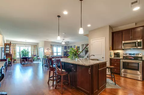 740 Pebble Creek Ln, Lebanon, TN 37090