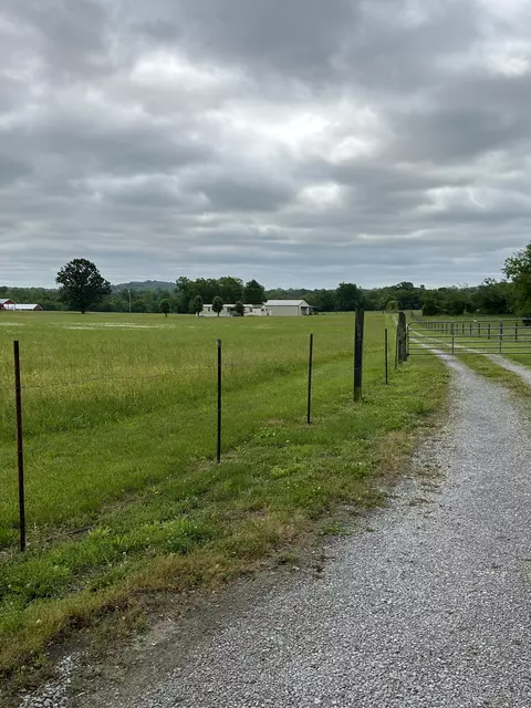 1325 Highway 130 W, Shelbyville, TN 37160