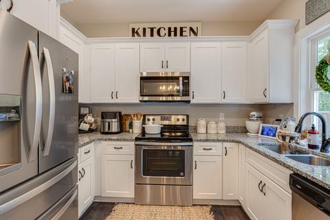 139 Silver Leaf Cir, Dickson, TN 37055 photo 7