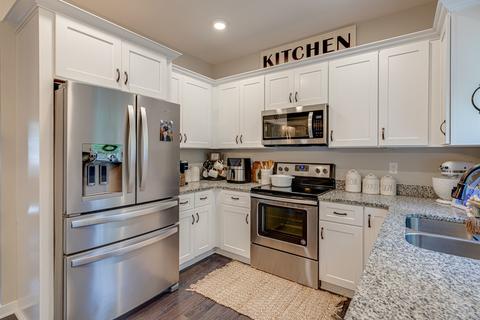 139 Silver Leaf Cir, Dickson, TN 37055 photo 8
