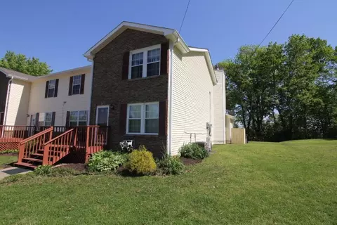 939 Kingsbury Dr #D, Clarksville, TN 37040