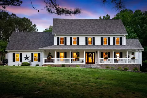 3090 Darnell Rd, Woodlawn, TN 37191