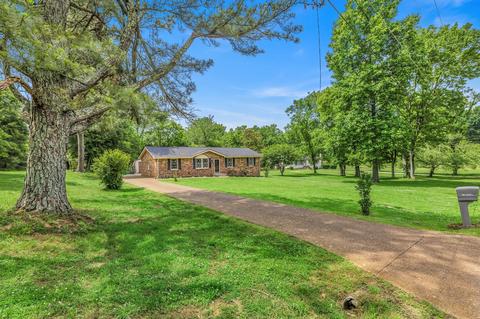 1741 Taylor St, Lewisburg, TN 37091