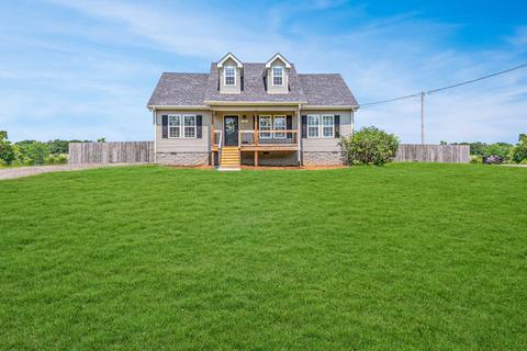 1126 Garners Creek Rd, Dickson, TN 37055