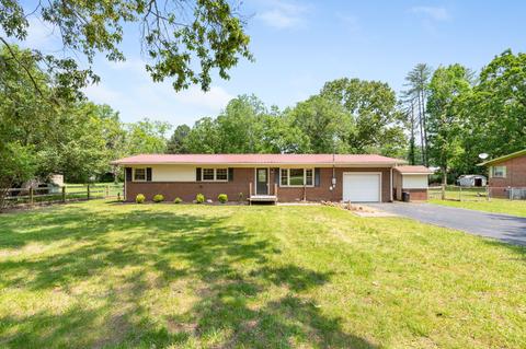 1013 Royal Trl, Manchester, TN 37355