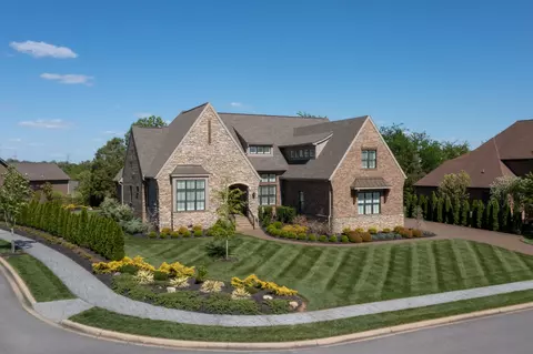 1249 Potter Ln, Gallatin, TN 37066