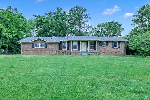 815 E Campbell Rd, Madison, TN 37115