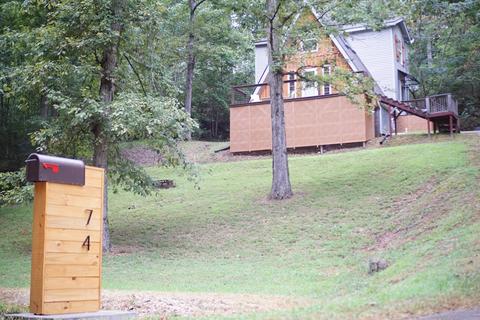 74 Oak Valley Dr, Waverly, TN 37185