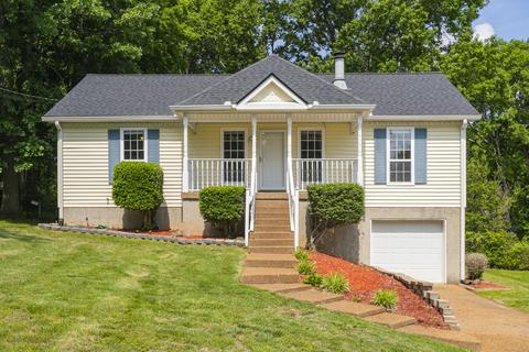 1609 Robards Way, Hermitage, TN 37076