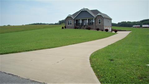 177 Clanton Ln, Wartrace, TN 37183 photo 2