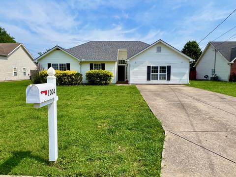 1004 Betty Lou Ln, La Vergne, TN 37086