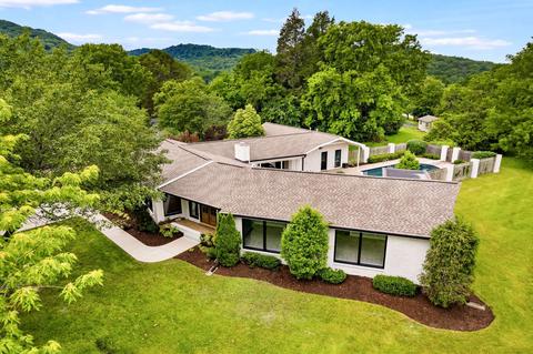 6422 Johnson Chapel Rd W, Brentwood, TN 37027
