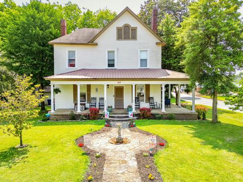 107 Pleasant St, Mount Pleasant, TN 38474