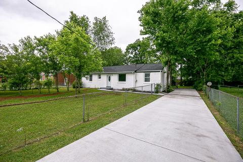 1903 Sherrill Blvd, Murfreesboro, TN 37130