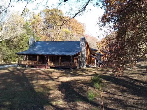 10602 Church Rd, Bon Aqua, TN 37025