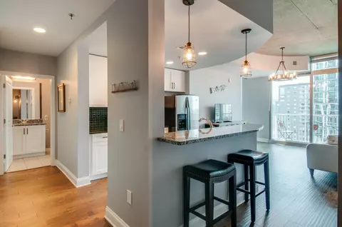415 Church St #1504, Nashville, TN 37219