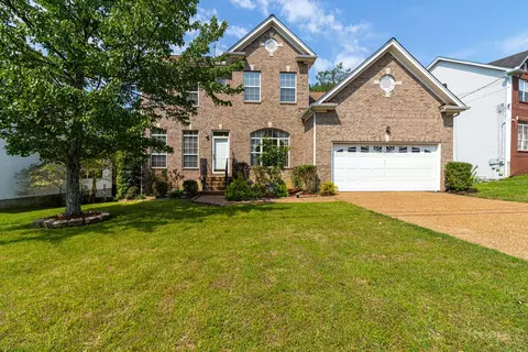 2329 Edencrest Dr, Antioch, TN 37013