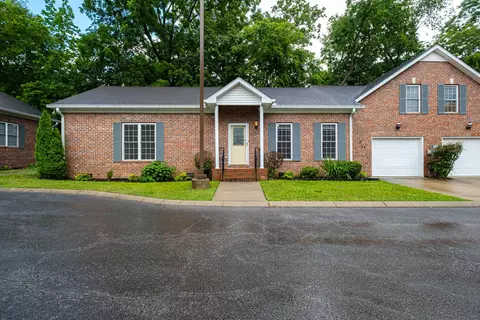 325 Eastland St #24, Gallatin, TN 37066