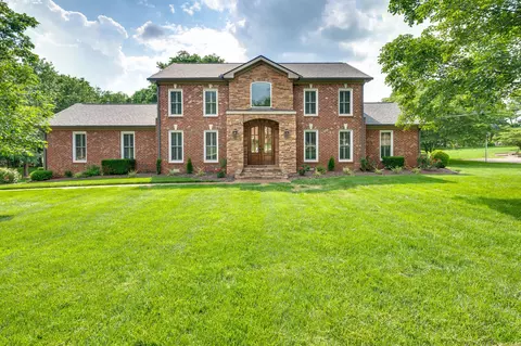 813 Steeplechase Dr, Brentwood, TN 37027