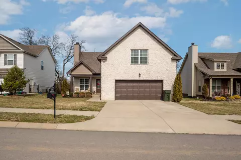 1081 Lindyn Lee Way, Gallatin, TN 37066