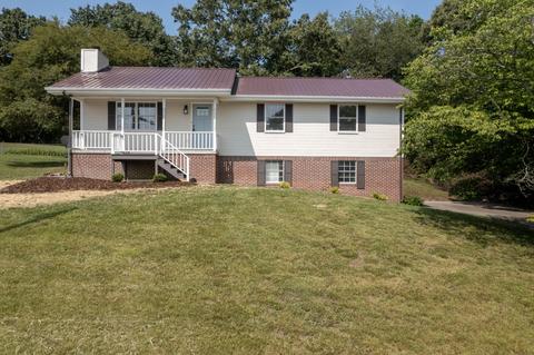 424 Hickory St, Ringgold, GA 30736