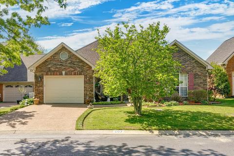 807 S Chestnut Ct, Hermitage, TN 37076