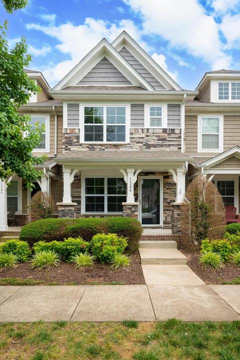1324 Riverbrook Dr, Hermitage, TN 37076